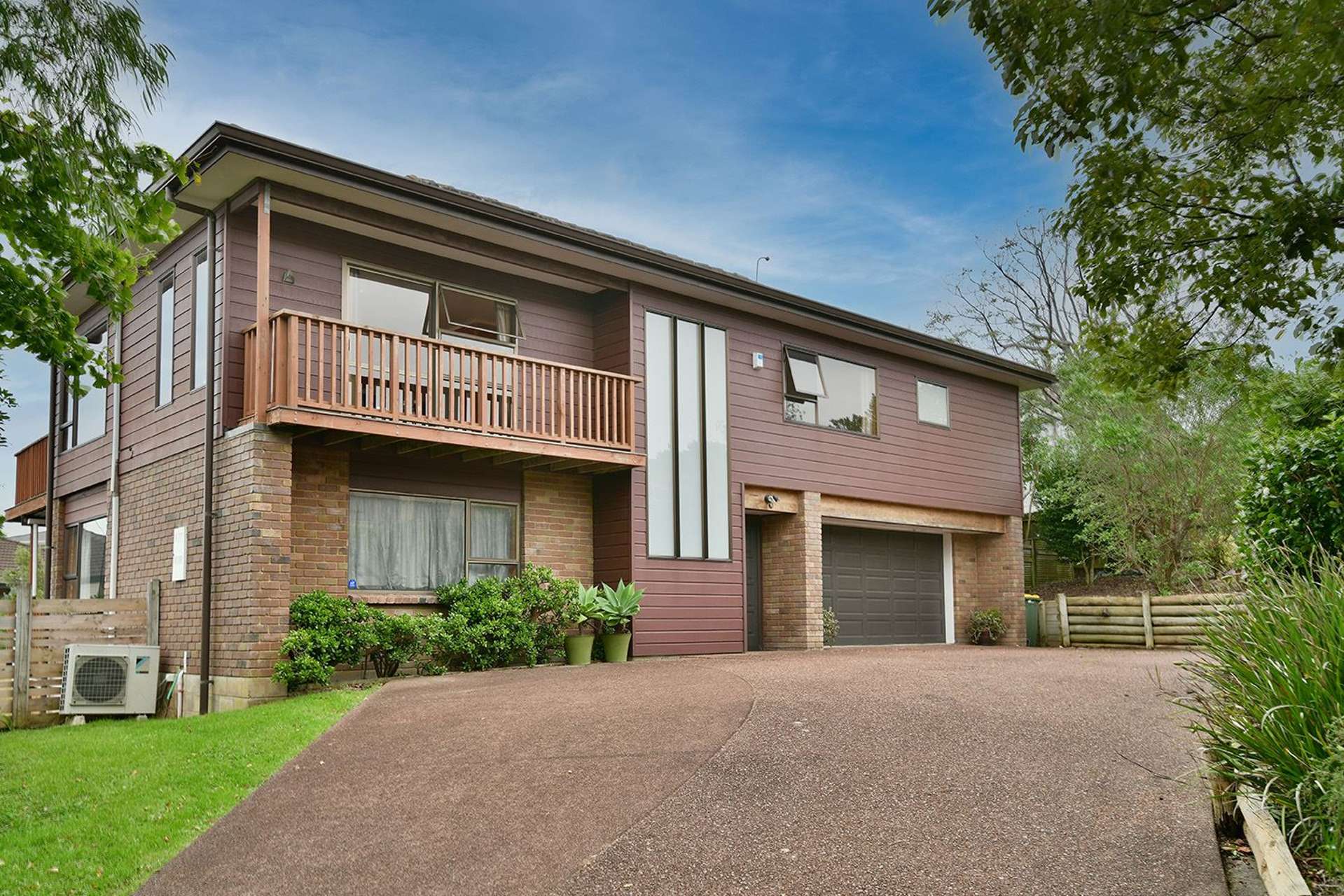 3 Higham Ferrers Place Red Beach_0