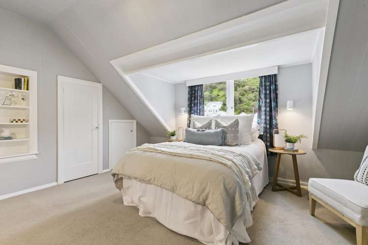 230 Queens Drive Lyall Bay_12