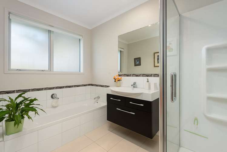 2 Tranquil Grove Omokoroa_16