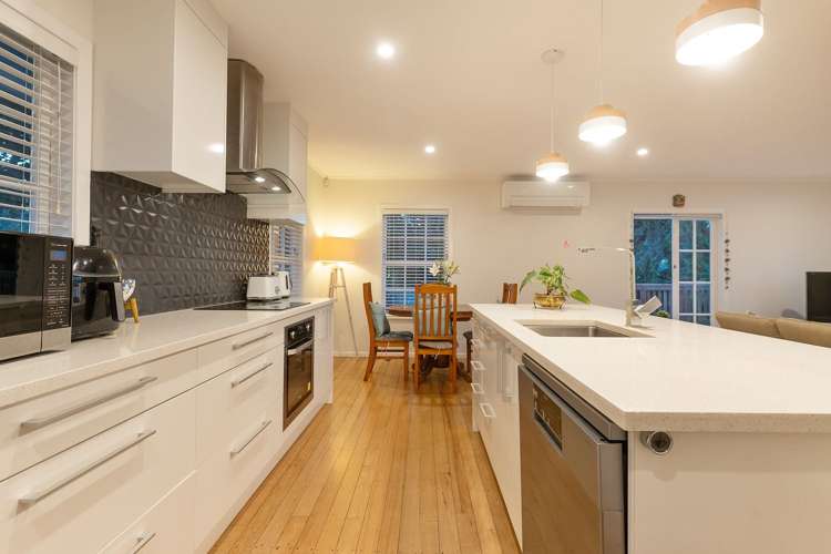41 Quona Avenue Mount Roskill_12