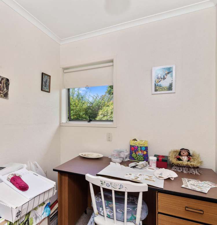 2b Kowhai Street Glenholme_12