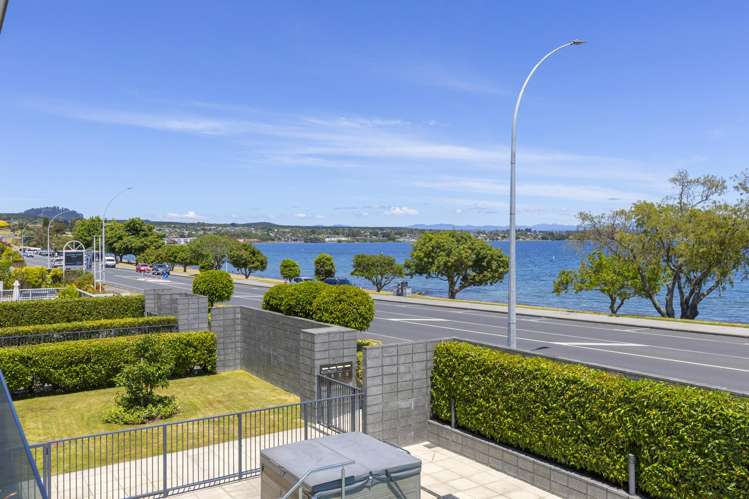 3/110 Lake Terrace Taupo_21