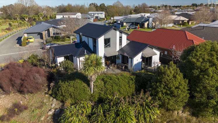 4 Carradale Avenue Broomfield_19