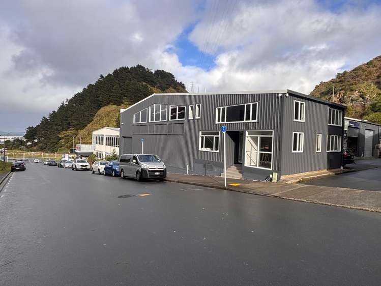 7 Glover Street Ngauranga_13