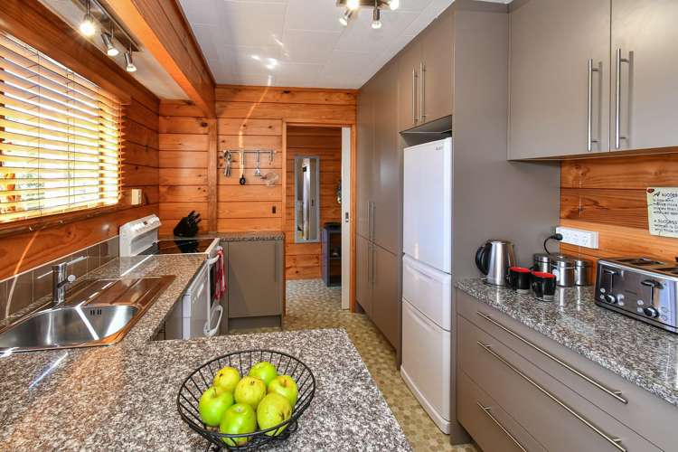 33 Kingseat Road Patumahoe_7