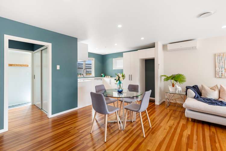 1/5 Abbotleigh Avenue Te Atatu Peninsula_5