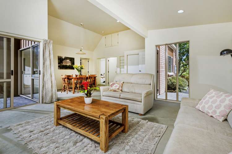 5/34 Waipuia Place Greenhithe_8