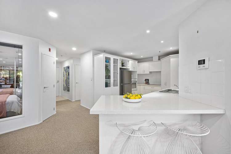 1c/175 Hurstmere Road Takapuna_9