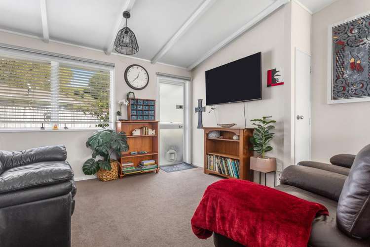 77 Valley Road_5
