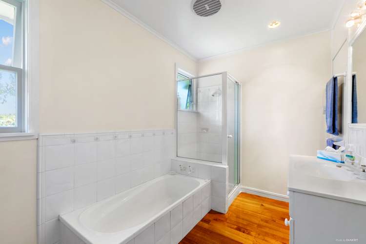 3 Adrienne Place Onehunga_11