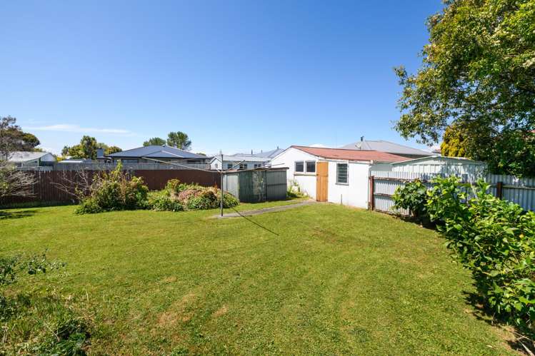 5 Belvedere Crescent Takaro_16