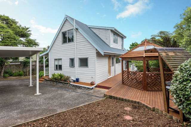 76a Beach Road Mellons Bay_4