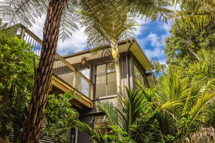 33 Beatty Parade Surfdale_25