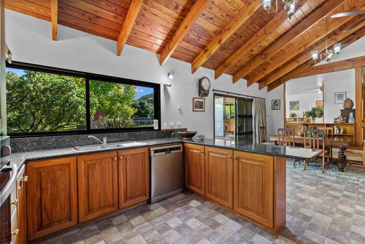 111A Newton Road Maungatapere_6