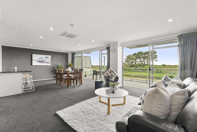 2/898 Papamoa Beach Road_2