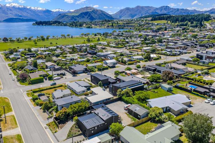 64 Roche Street Wanaka_2