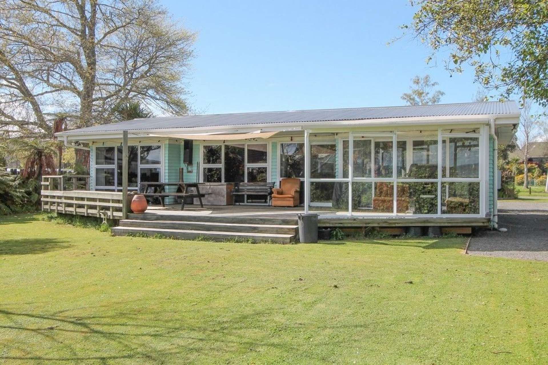 7 Cooper Avenue Holdens Bay_0