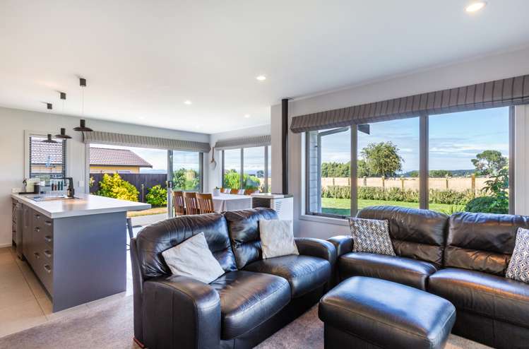 15 Red Setter Grove Nukuhau_5