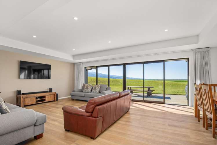 4 Skeena Way Waikerikeri_11