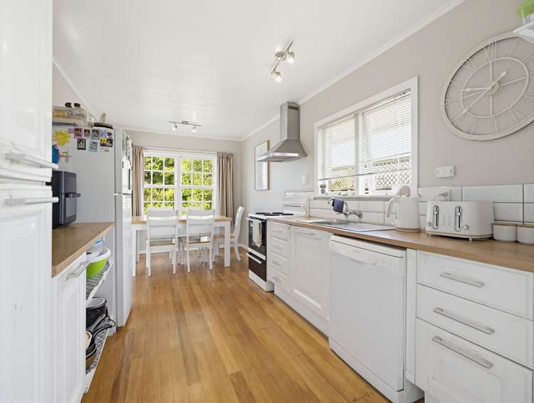 3 Joanna Place Deanwell_11