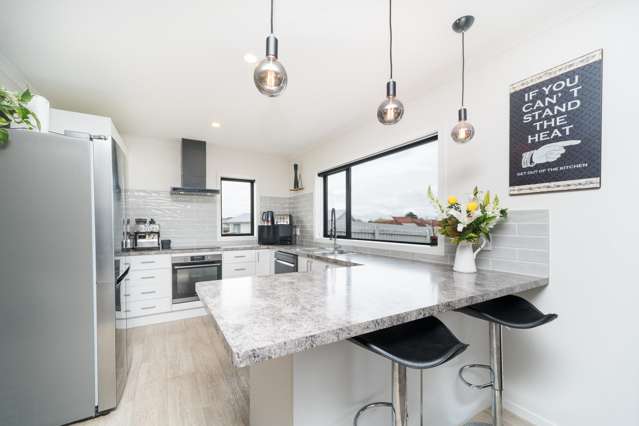 6 Wescombe Grove Feilding_2