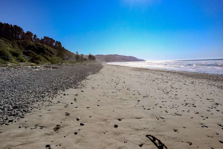 684p Cathedral Road Domett_12