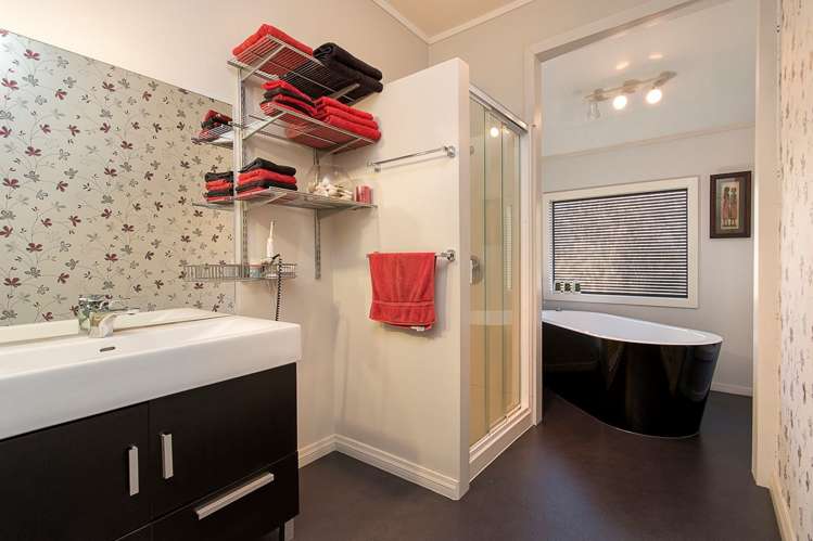 764 Highway Pukekawa_8