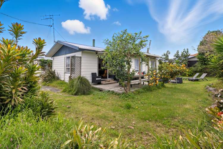 2/1216 Papamoa Beach Road Papamoa_3