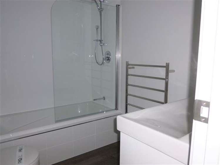 5/15 Cook Street Hamilton East_8