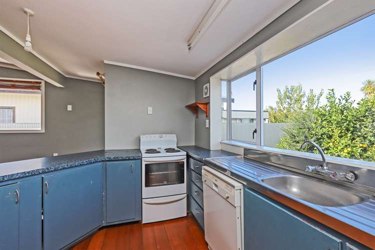 7 Campaign Street Napier South_3