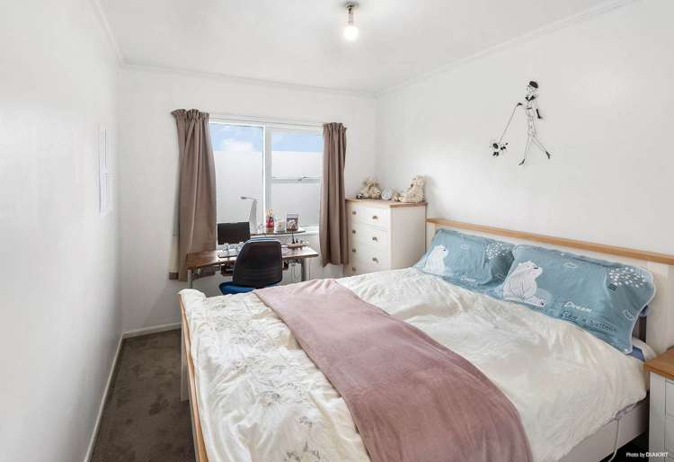 74 Webster Avenue Mount Roskill_5
