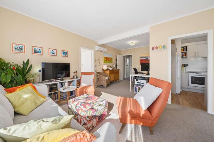 1/3 Ridd Crescent Karori_7