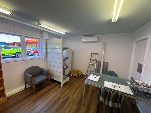 3/115 Gracefield Road Gracefield_1