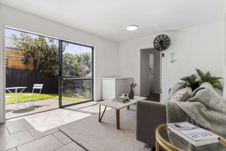 283c Glengarry Road Glen Eden_13