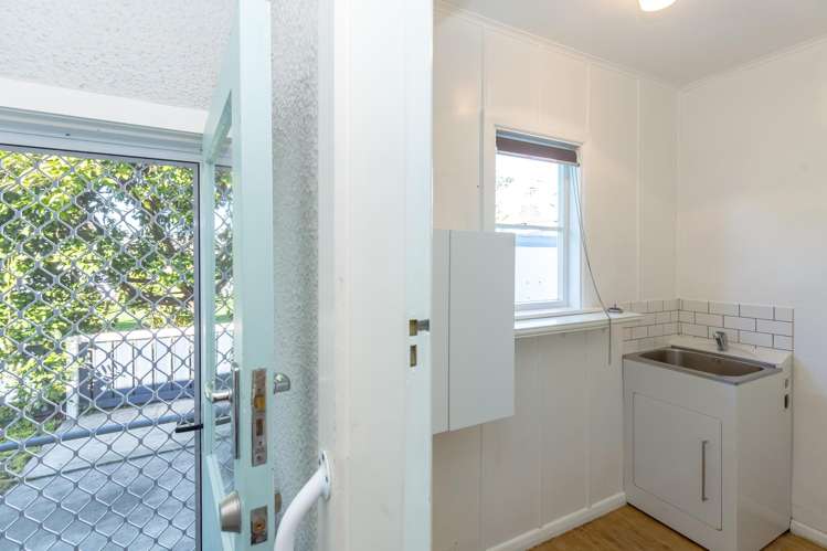 7 Keaton Street Masterton_11