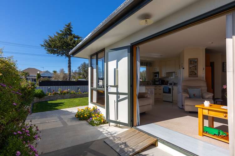 136 Maxwell Road Redwoodtown_9