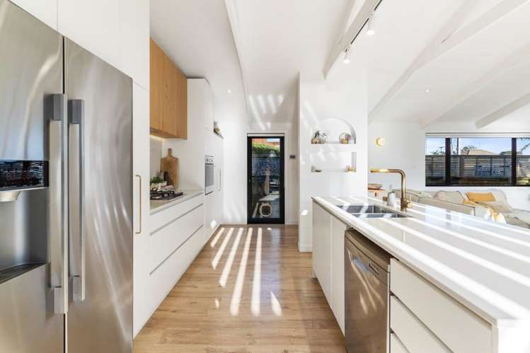 1/7 Pine Road Orewa_5