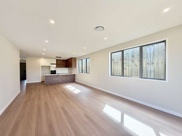 70 Huanui Drive Orewa_2