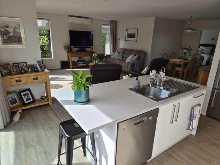 5 Black Rock Way Paeroa_17