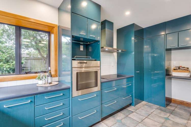 2/155 Yaldhurst Road Sockburn_6