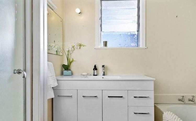 8 Ashcroft Avenue Mangere Bridge_10