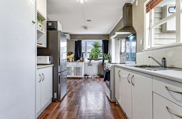 7 Thomson Avenue Dinsdale_18