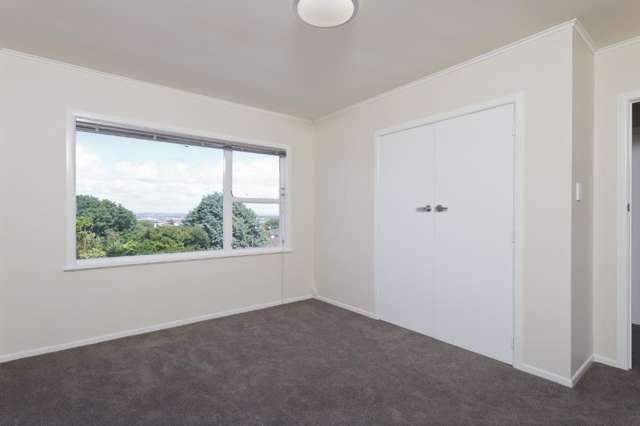 2/64 Rawhiti Road One Tree Hill_4