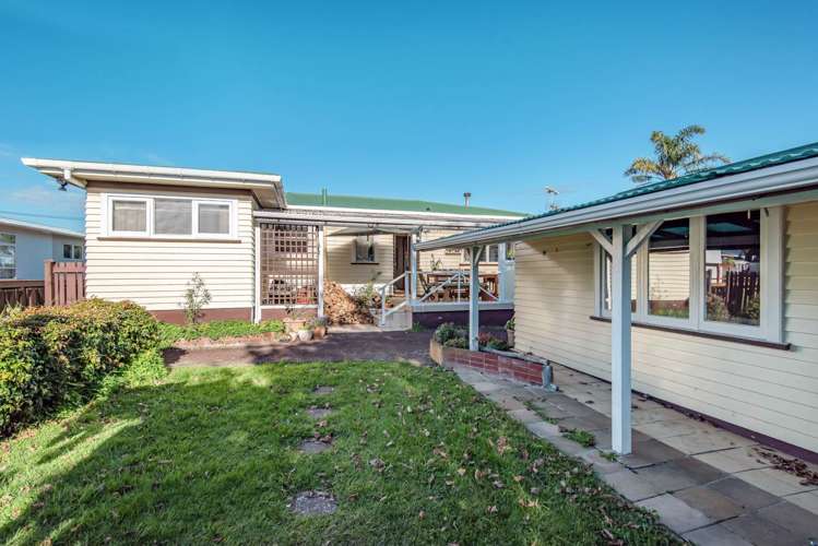 37 Sunnyhaven Avenue Beach Haven_13