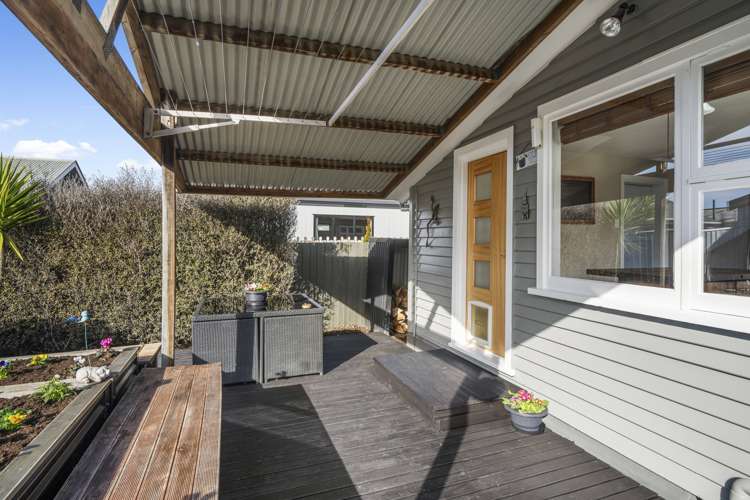 83 Wildberry Street Woolston_15