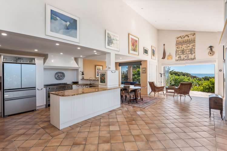 61 Wharemauku Road Raumati Beach_6