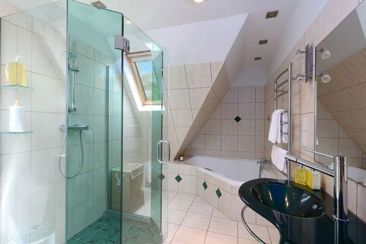 320 Princes Drive Britannia Heights_19