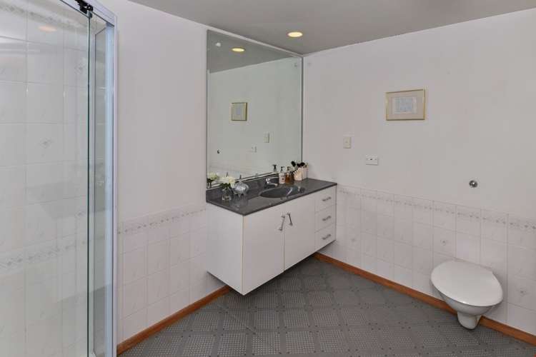 19 Kuripaka Crescent The Gardens_10