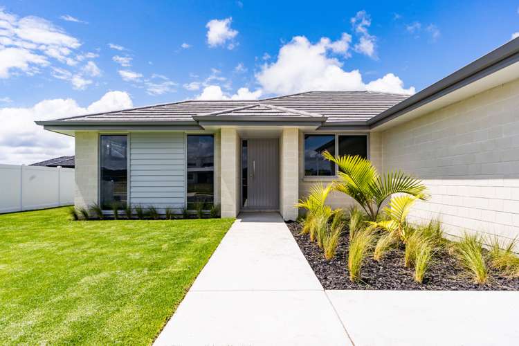 104 Kaurinui Crescent One Tree Point_1