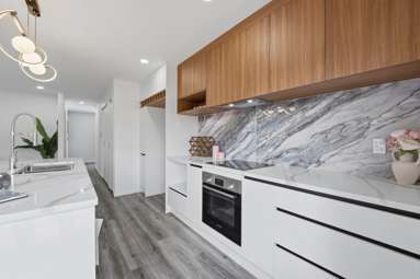 1,6&7/50 Jillian Drive_4